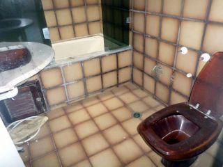 Casa em boa localização no Salgado Filho com 5/4, sendo 3 suítes