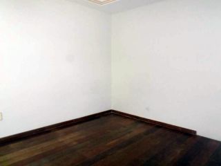 Casa em boa localização no Salgado Filho com 5/4, sendo 3 suítes