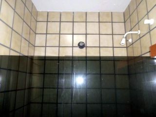 Casa em boa localização no Salgado Filho com 5/4, sendo 3 suítes