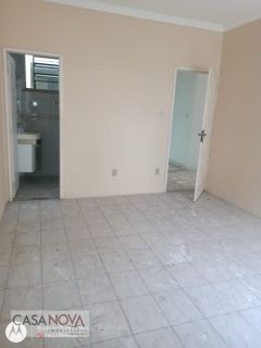 Casa Grande com excelente localização na 13 de Julho