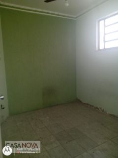 Casa Grande com excelente localização na 13 de Julho