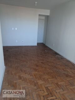 Apartamento com 3/4 sendo 1 suíte, na 13 de julho