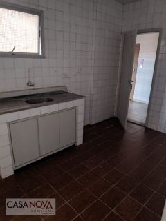 Apartamento com 3/4 sendo 1 suíte, na 13 de julho