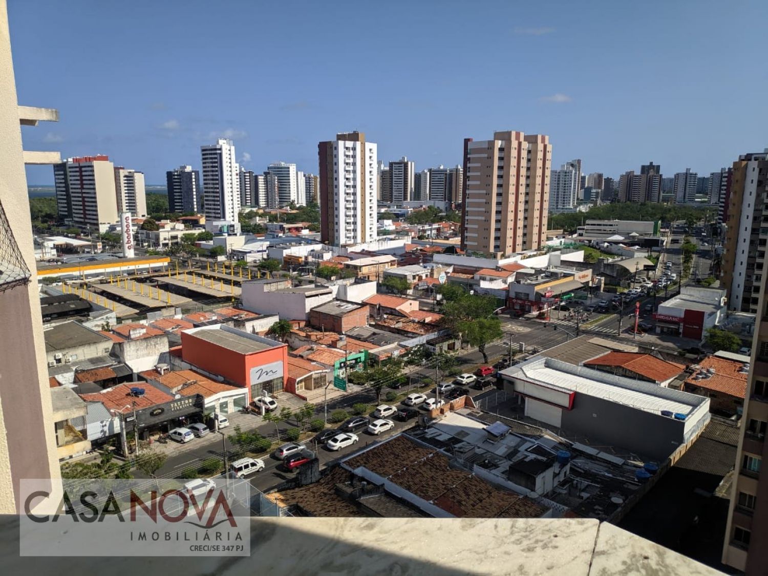 Apartamento com 3/4 sendo 1 suíte, na 13 de julho