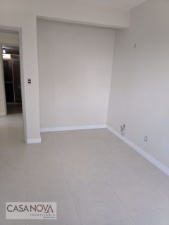 Apartamento com 3/4 sendo 1 suíte, na 13 de julho