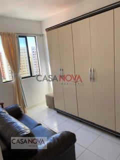 Apartamento em boa localização na Treze de Julho com 2/4, sendo 1 suíte