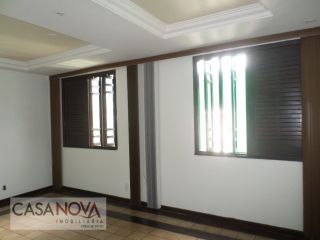 Casa ampla com 3/4 sendo 1 suíte no Luzia