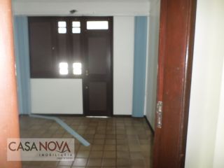 Casa ampla com 3/4 sendo 1 suíte no Luzia