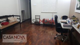 Casa com 4/4 sendo 1 suite no Centro - Boa para comercio !