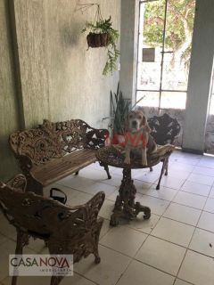 Casa com 4/4 sendo 1 suite no Centro - Boa para comercio !