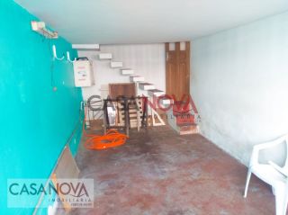Casa no Centro com 5/4 excelente para comercio