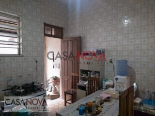 Casa no Centro com 5/4 excelente para comercio