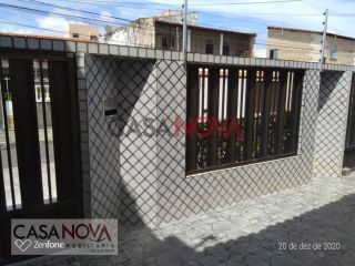 Casa no Aeroporto com 3/4