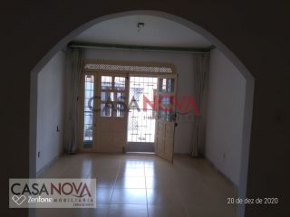 Casa no Aeroporto com 3/4