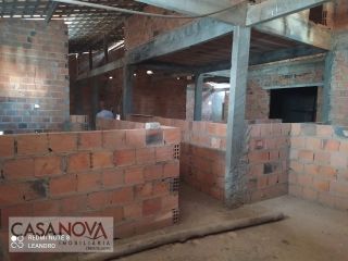 Predio Residencial na Atalaia  -  6 casas e 1 galpão