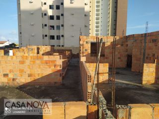 Predio Residencial na Atalaia  -  6 casas e 1 galpão