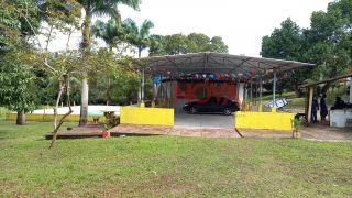 Chácara com Piscina em São Cristóvão