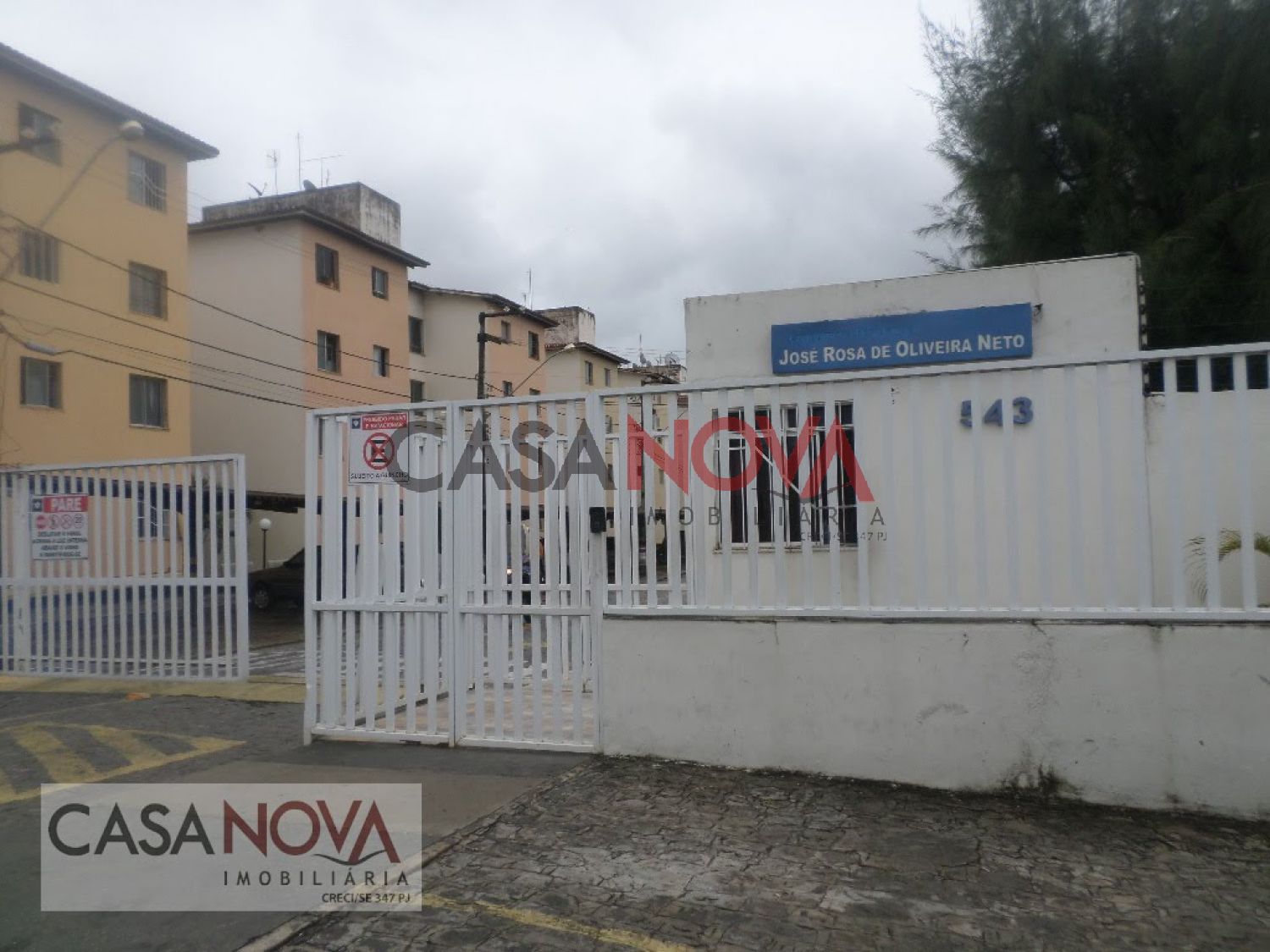 Apartamento em boa localização na Jabutiana  com 2/4