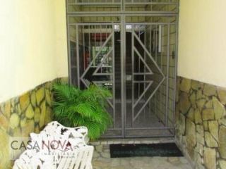 Apartamento em ótima localização com 3/4, sendo 1 suíte no Bairro Salgado Filho