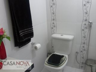 Apartamento em ótima localização com 3/4, sendo 1 suíte no Bairro Salgado Filho