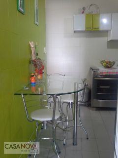 Apartamento em ótima localização com 3/4, sendo 1 suíte no Bairro Salgado Filho