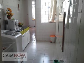 Apartamento em ótima localização com 3/4, sendo 1 suíte no Bairro Salgado Filho