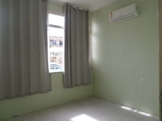 Casa na 13 de Julho com grande área