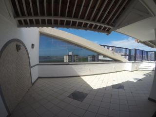 Oportunidade!! Cobertura duplex com piscina privativa.