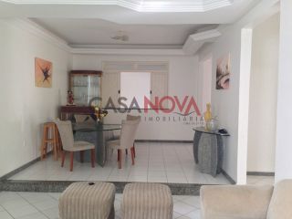 Casa com ponto comercial na Coroa do Meio em ótima localização