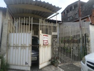 Casa em Ótima Localização - Bairro América