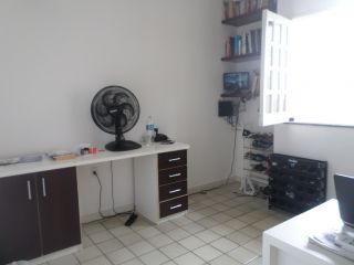 Vendo ou Troca Casa Térrea de esquina na Coroa do meio em ótima localização