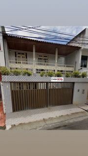 Casa Duplex em Excelente Localização no Salgado Filho