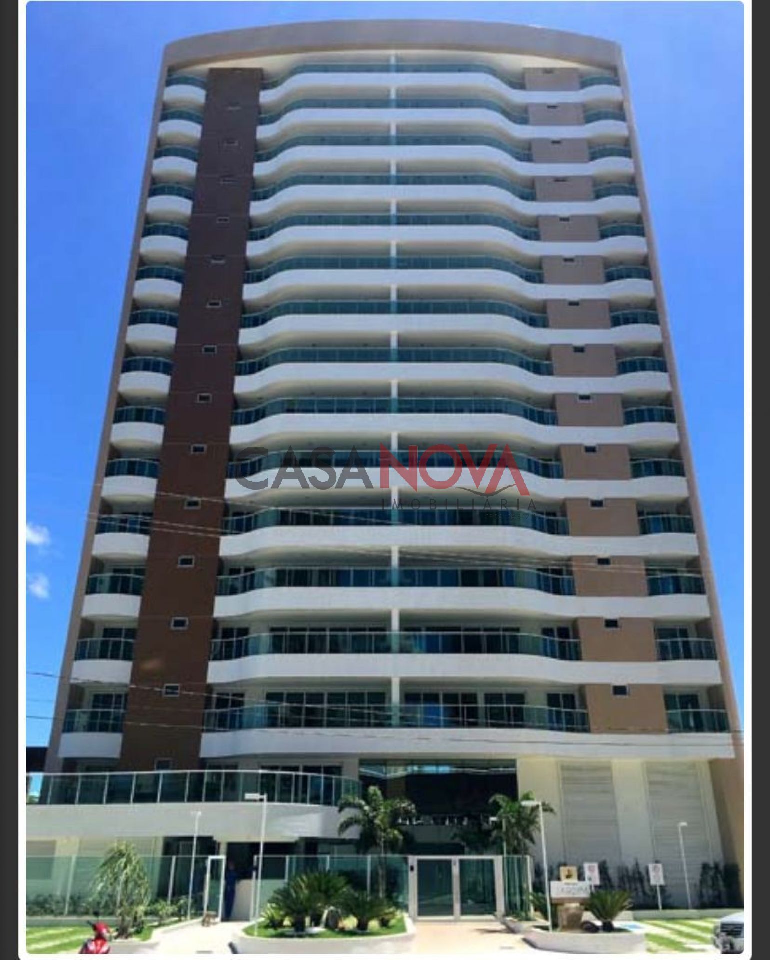 APARTAMENTO COM 3 SUITES NO JARDINS