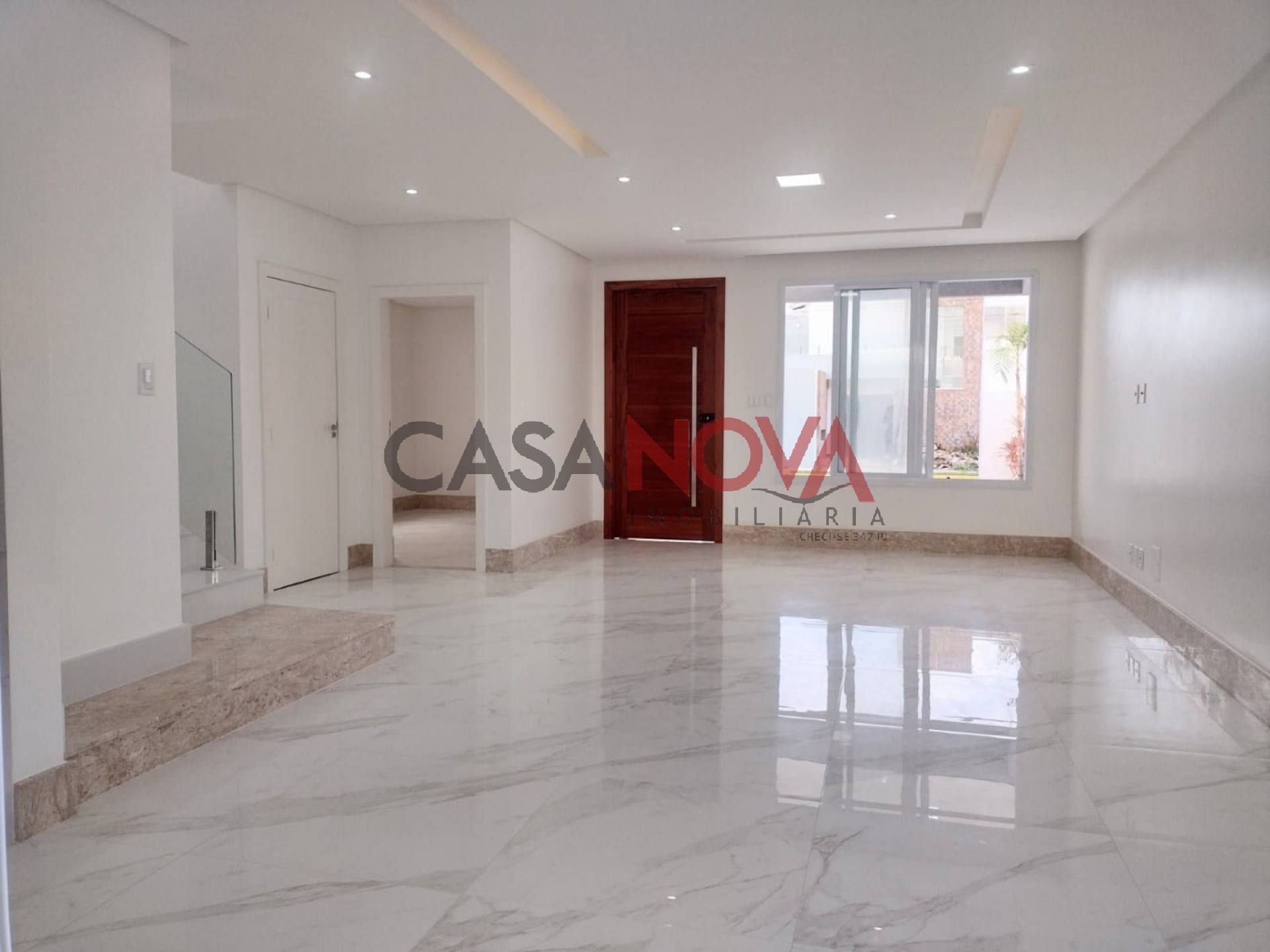 Casa em Condomínio Fechado