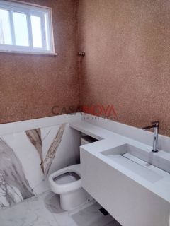 Casa em Condomínio Fechado