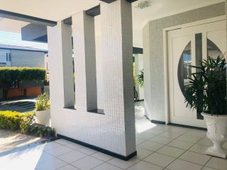 CASA DUPLEX ALTO PADRÃO EM CONDOMÍNIO FECHADO NA ARUANA