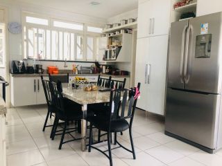 CASA DUPLEX ALTO PADRÃO EM CONDOMÍNIO FECHADO NA ARUANA