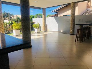 CASA DUPLEX ALTO PADRÃO EM CONDOMÍNIO FECHADO NA ARUANA