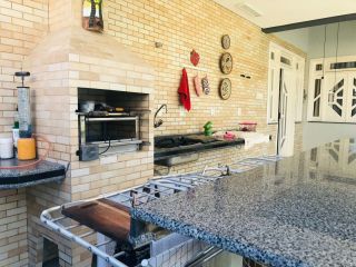 CASA DUPLEX ALTO PADRÃO EM CONDOMÍNIO FECHADO NA ARUANA