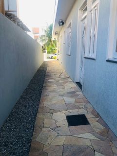 CASA DUPLEX ALTO PADRÃO EM CONDOMÍNIO FECHADO NA ARUANA