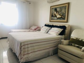 CASA DUPLEX ALTO PADRÃO EM CONDOMÍNIO FECHADO NA ARUANA