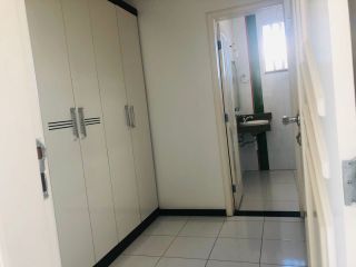 CASA DUPLEX ALTO PADRÃO EM CONDOMÍNIO FECHADO NA ARUANA