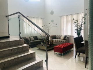 CASA DUPLEX ALTO PADRÃO EM CONDOMÍNIO FECHADO NA ARUANA