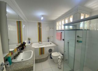 CASA DUPLEX ALTO PADRÃO EM CONDOMÍNIO FECHADO NA ARUANA