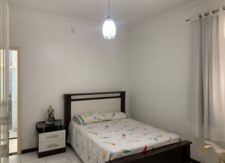 CASA DUPLEX ALTO PADRÃO EM CONDOMÍNIO FECHADO NA ARUANA