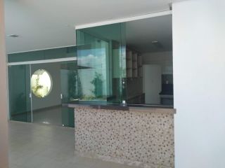 CASA COM 5 SUÍTES NO BAIRRO ARUANA