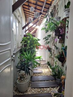 Casa em excelente localização na Coroa do Meio com 4 Suítes