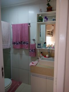 Casa com 02 pavimentos em Avenida no Bairro São José