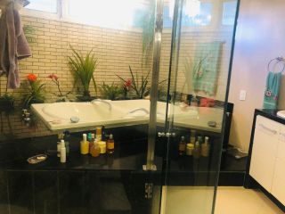 Casa com 02 pavimentos em Avenida no Bairro São José