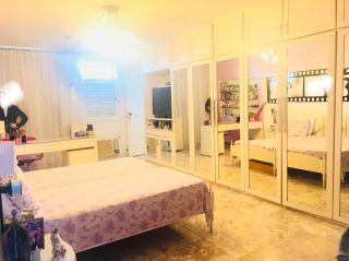 Casa com 02 pavimentos em Avenida no Bairro São José